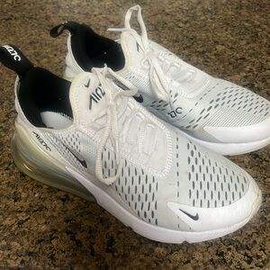 Ladies Nike Air Max 270 size 8. Excellent condition.